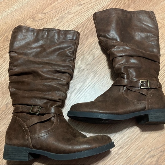 WIDE CALF Brown Rider Boots!! - Picture 2 of 7